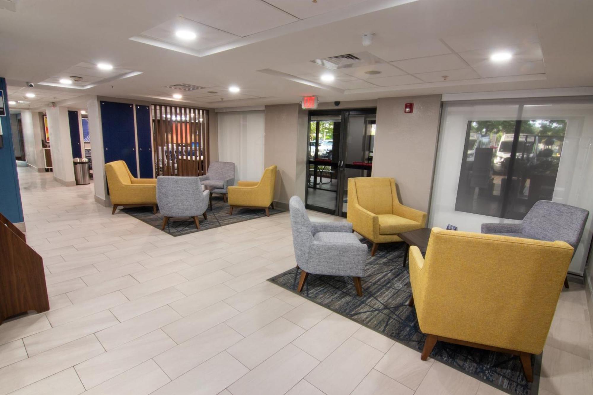 Holiday Inn Express And Suites Fort Lauderdale Airport West By Ihg Дейви Экстерьер фото