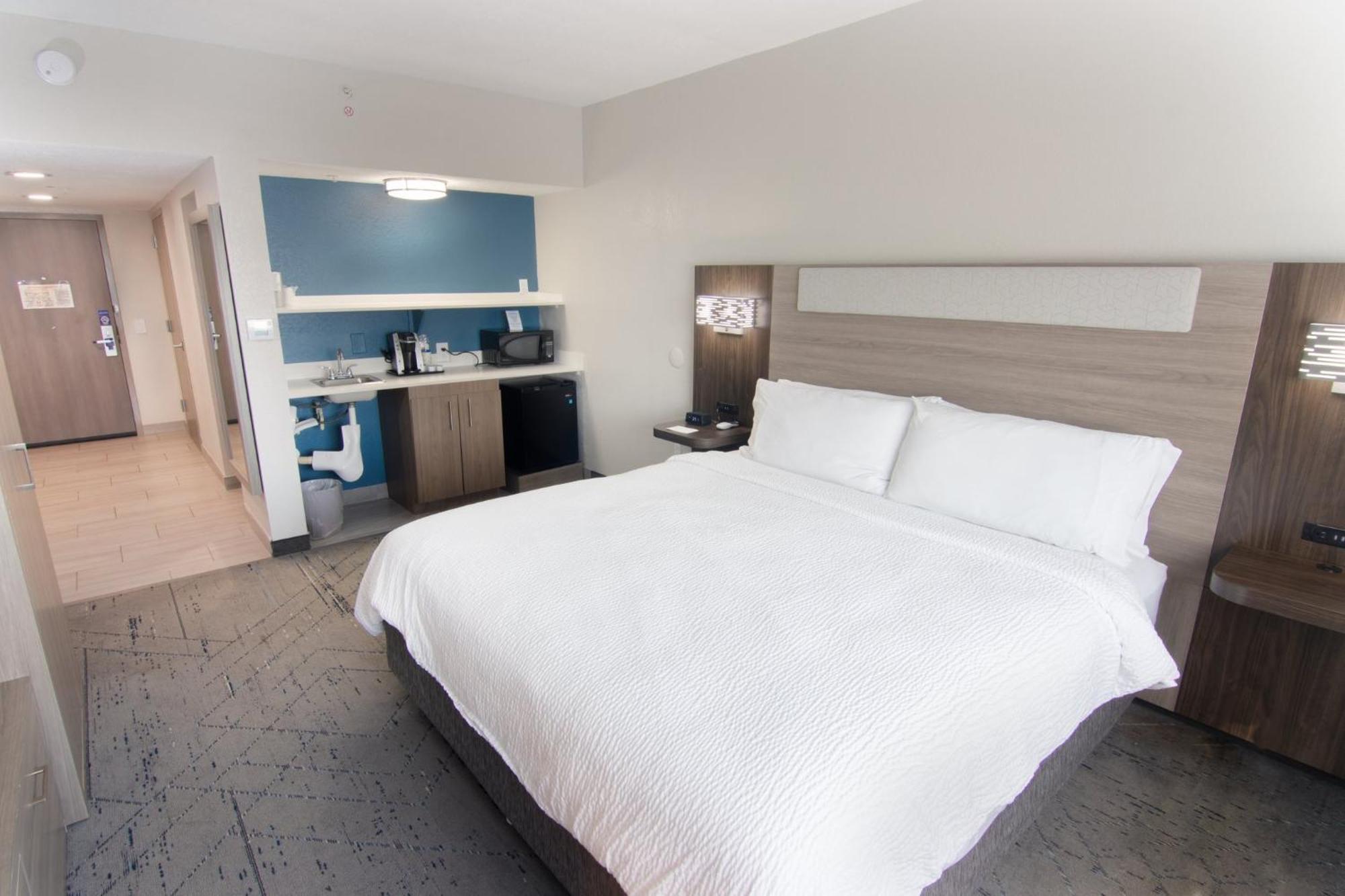 Holiday Inn Express And Suites Fort Lauderdale Airport West By Ihg Дейви Экстерьер фото
