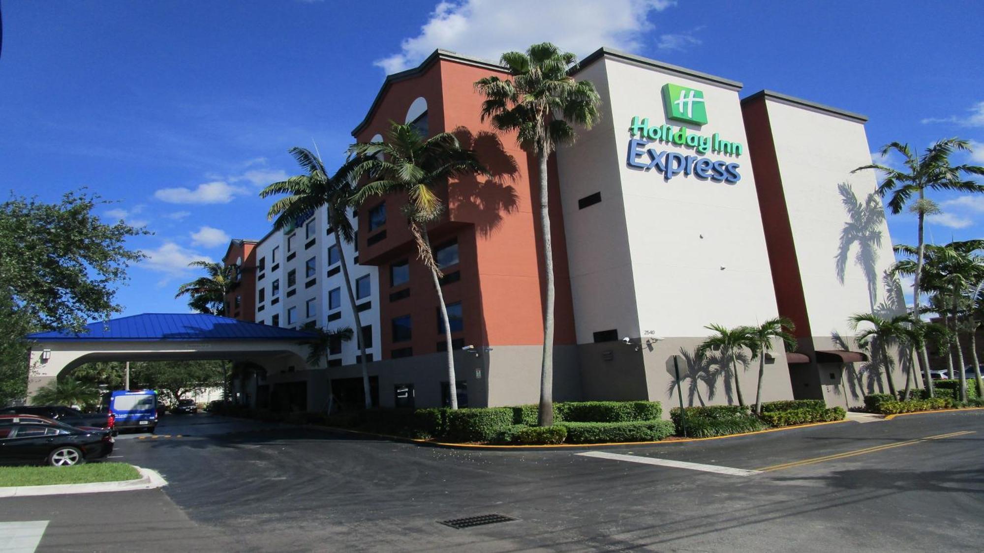 Holiday Inn Express And Suites Fort Lauderdale Airport West By Ihg Дейви Экстерьер фото